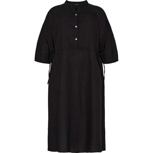 NO. 1 BY OX Lang kjole med snøre i taljen Kjoler Sort