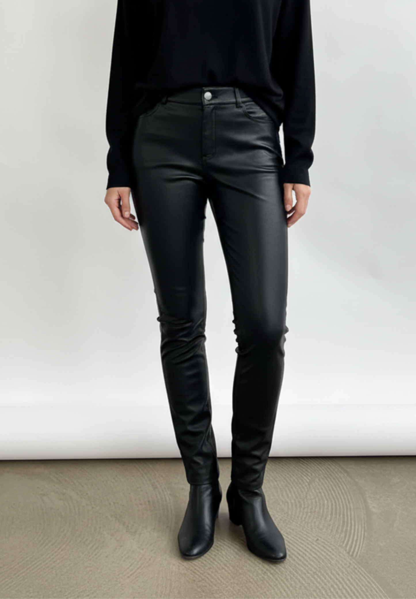 Stocklots Skindbukser med stretch Bukser Sort