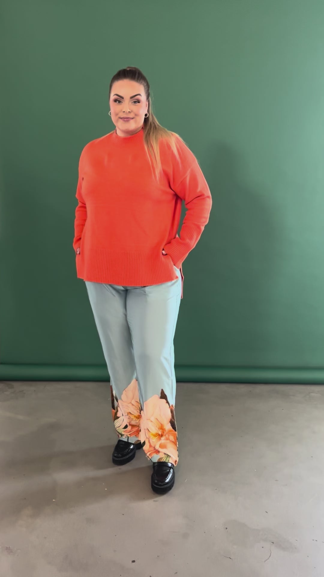 NO. 1 BY OX striktrøje med ribkant i hals Sweaters Flower Orange